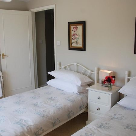 Snaffles Villa Royal Tunbridge Wells Bagian luar foto